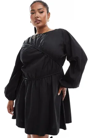 ASOS Vestido corto fruncido con costuras asimétricas de ASOS DESIGN Curve