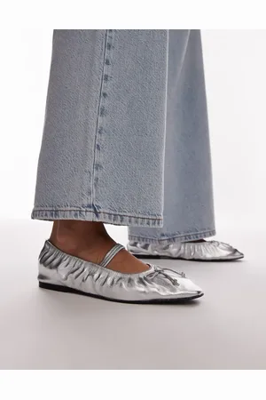 Topshop Bailarinas plateadas con diseño fruncido y detalle de tira de cuero Chia de