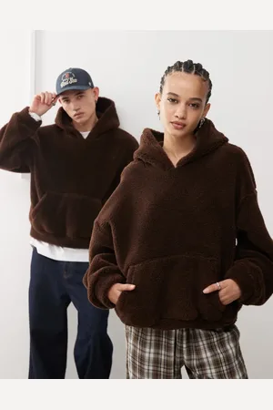 Reclaimed Sudadera chocolate unisex con capucha de borreguito de