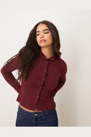 ASOS Top con diseño encogido, cuello alto y botones de -Rojo