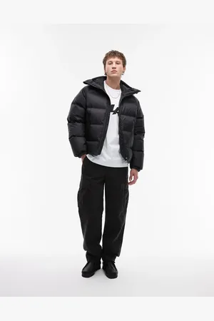 ARKET Chaqueta negra de estilo deportivo con capucha de plumón de