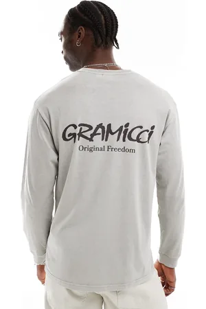 Gramicci Camiseta verde salvia claro de manga larga con estampado gráfico "Original Freedom" de -Beis neutro