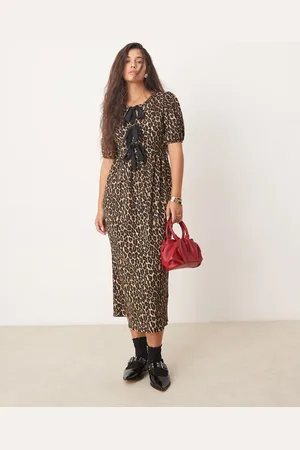 New Look Vestido midi con estampado de leopardo y lazada delantera de -Marrón