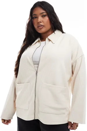 ASOS Sudadera color con cremallera y solapas de borreguito de ASOS DESIGN Curve-Blanco