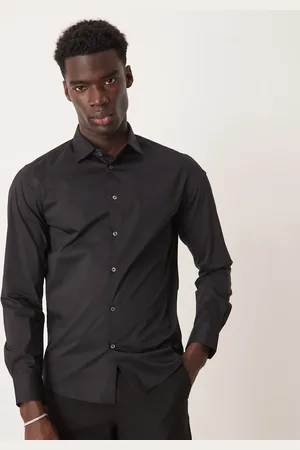 MANGO Camisa negra de corte estándar de