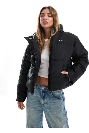 Nike Chaqueta corta negra acolchada básica de