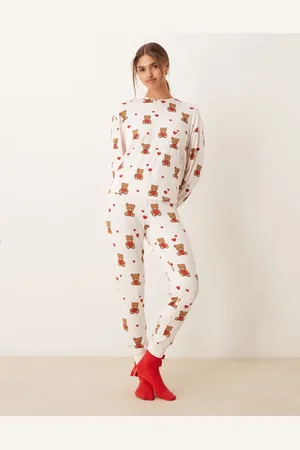 Urban Threads Pijama de pantalones y top de manga larga con solapas y estampado festivo de Navidad de