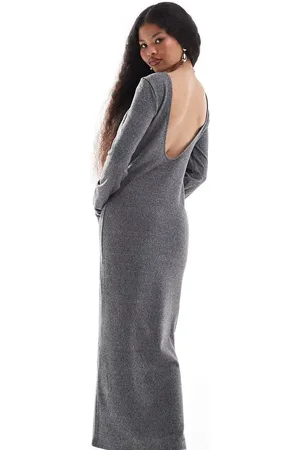 Noisy May Vestido largo gris con espalda ancha de punto texturizado de