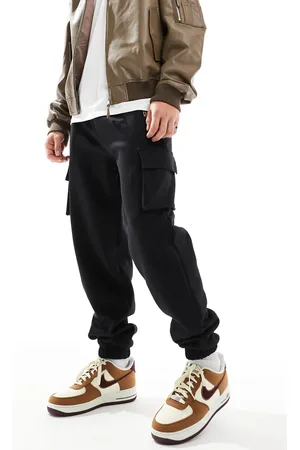 New Era Pantalones de chándal negros cargo con detalle del logo de -Azul marino