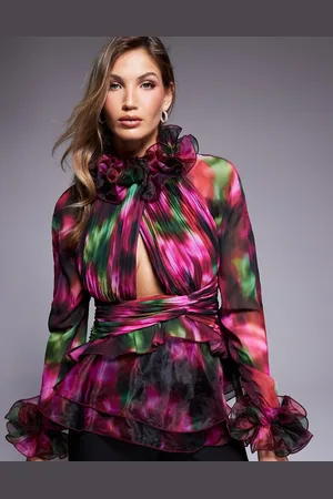 ASOS Top de manga larga con estampado floral difuminado y volantes muy marcados de organza de