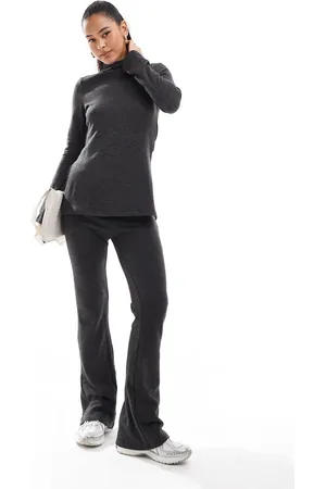 VERO MODA Pantalones de campana melange de tejido muy suave Mix & Match de