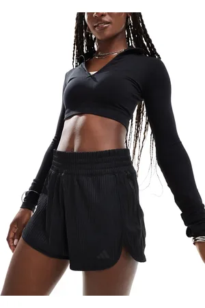 adidas Pantalones cortos negros de talle alto con 3 rayas a tono de canalé Pacer All Gym Seasonal de adidas Training