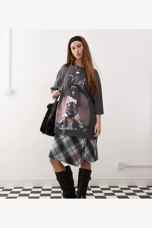 COLLUSION Camiseta negro lavado extragrande con estampado oficial con licencia de Tyla de