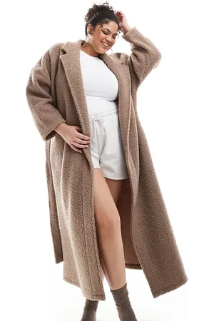 ASOS Bata larga marrón de borreguito de ASOS DESIGN Curve