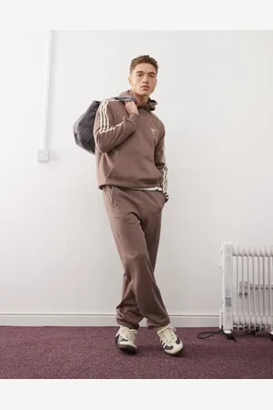 adidas Joggers marrones básicos con trébol Trefoil Essentials de -Marrón