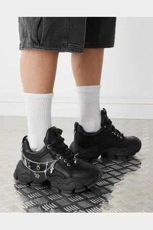 Buffalo Zapatos negros con suela gruesa y charms Binary de