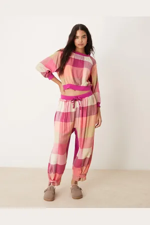 Free People Pantalones de pijama rosa a cuadros escoceses multicolores de franela de (parte de un conjunto)
