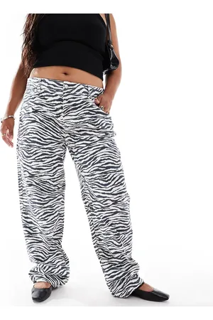 ASOS Vaqueros holgados con de ASOS DESIGN Curve-Beis neutro