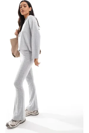Miss Selfridge Pantalones de campana grises de canalé grueso cepillado de