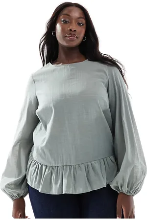 ASOS Top de manga larga con sobrefalda en el bajo de ASOS DESIGN Curve