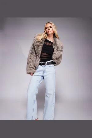 River Island Vaqueros de corte recto con de Petite