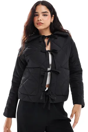 Cotton On Chaqueta negra guateada con lazos de Cotton On