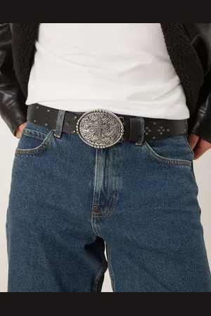 ASOS Cinturón con hebilla llamativa con cruz de