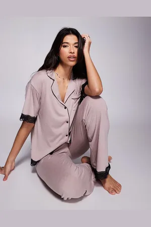 River Island Pijama de punto liso con ribete de encaje de