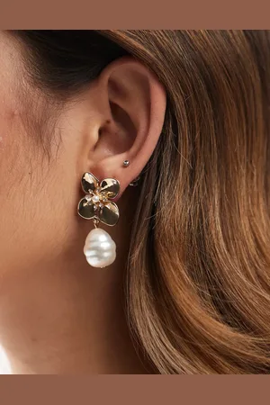 ASOS Pendientes de botón dorados con diseño de flor y charm de perla de