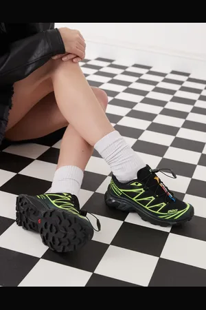 Salomon Zapatillas de deporte negras y verde neón XT-6 de