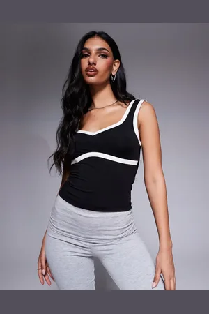 ASOS Camiseta negra de tirantes con escote corazón y ribetes en contraste de poliamida de