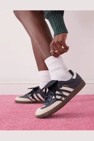 adidas Zapatillas de deporte y blancas Samba LT de