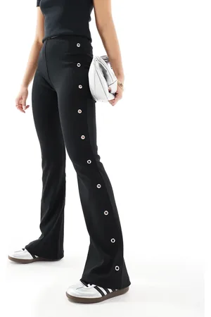 ONLY Pantalones de campana negros con detalle de ojales de
