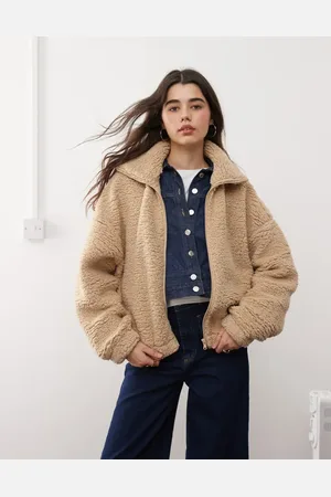 Miss Selfridge Top color camel de manga larga con cremallera de borreguito de -Marrón