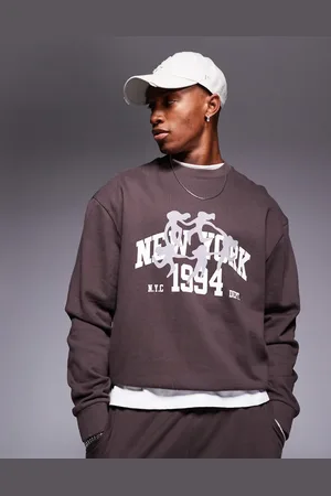 ASOS Sudadera marrón de corte cuadrado extragrande con estampado 1994 de