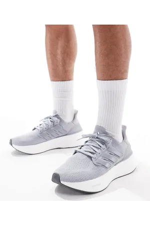adidas Zapatillas en gris Running Ultraboost 5 de adidas
