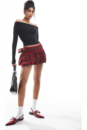 Hollister Falda roja de talle bajo y corte abullonado con estampado de cuadros escoceses de -Rojo