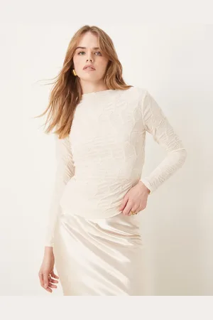 VILA Top color crema de manga larga con cuello alto de tejido texturizado de -Neutro