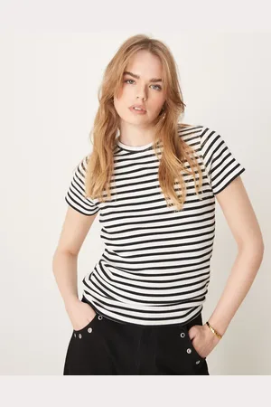 JDY Camiseta a rayas blancas y negras de canalé de