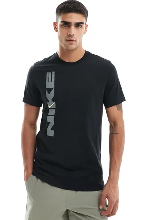 Nike Camiseta negra con estampado deportivo gráfico vintage Dri-FIT de