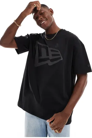 New Era Camiseta negra con logo grande de