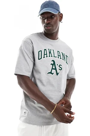 New Era Camiseta con logo de los Oakland Athletics en contraste de