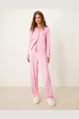 ASOS Pijama de camisa de manga larga y pantalones con ribetes en contraste de tejido muy suave de