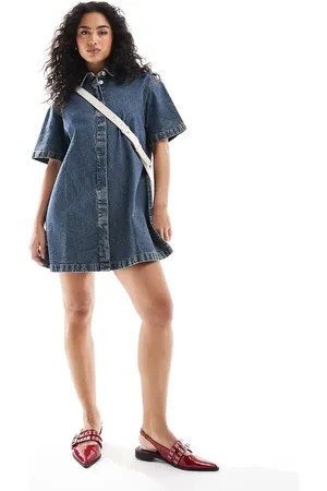 ASOS Vestido camisero vaquero azul tintado de manga corta de -Sin color