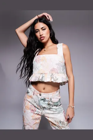 ASOS Top vaquero con estampado floral, sobrefalda y adornos de perlas de (parte de un conjunto)