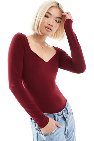 Miss Selfridge Body rojo con escote en forma de corazón de