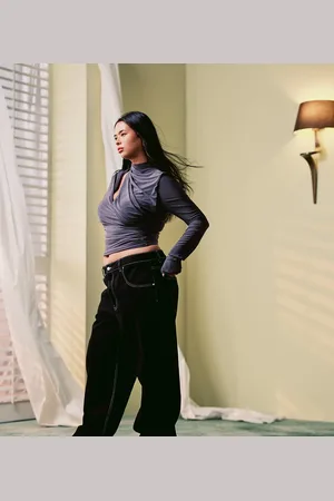 ASOS Vaqueros negros holgados con pespuntes en contraste de ASOS DESIGN Curve
