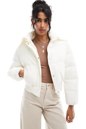 Cotton On Chaqueta acolchada blanco con solapas de punto de Cotton On
