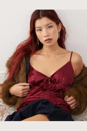 En Route Collar con rosas y perlas chapado en oro de 18 quilates de