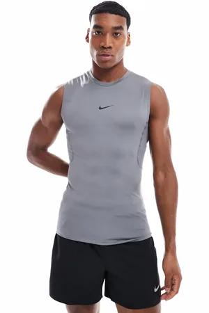 Nike Camiseta ajustada Dri-FIT de -Negro